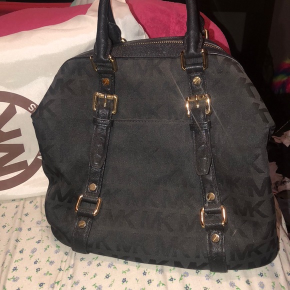 Black Michael Kors bag - Picture 2 of 4